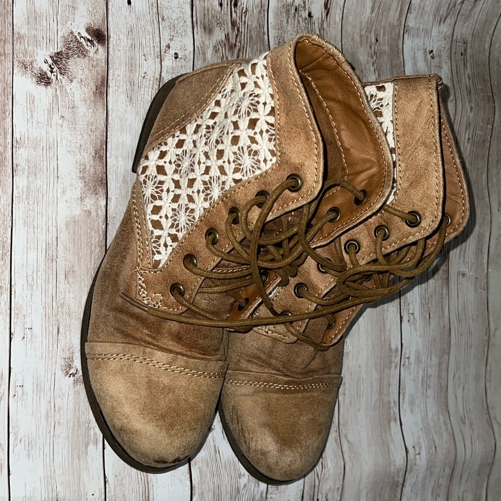 Tan Combat Boot Style Boots
